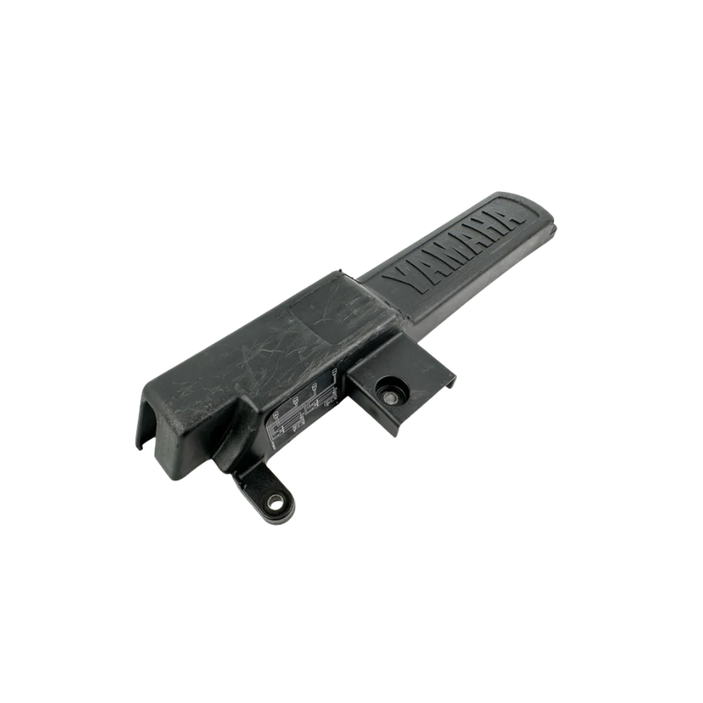 2003 Yamaha 115 HP 4 Stroke Outboard Ignition Coil Cover 67F-11192-00-00 OEM